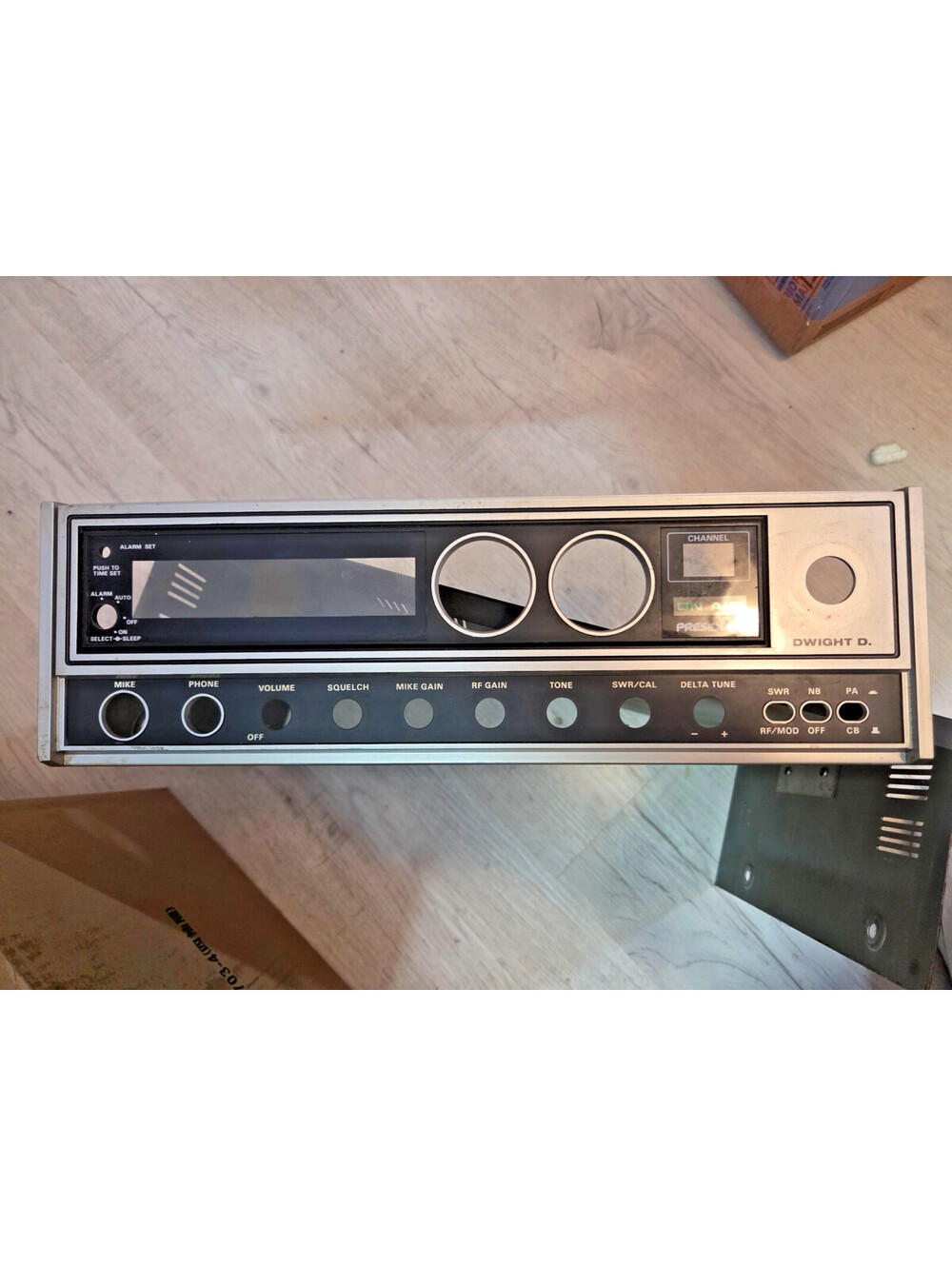 VERY CLEAN FACEPLATE ONLY FROM A PRESIDENT DWIGHT D CB RADIO
